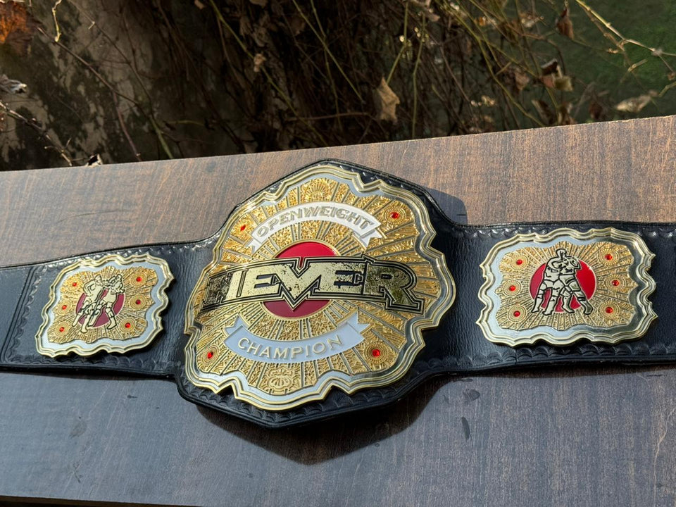 NJPW NEVER Openweight Championship replica belt, front view, photo 5