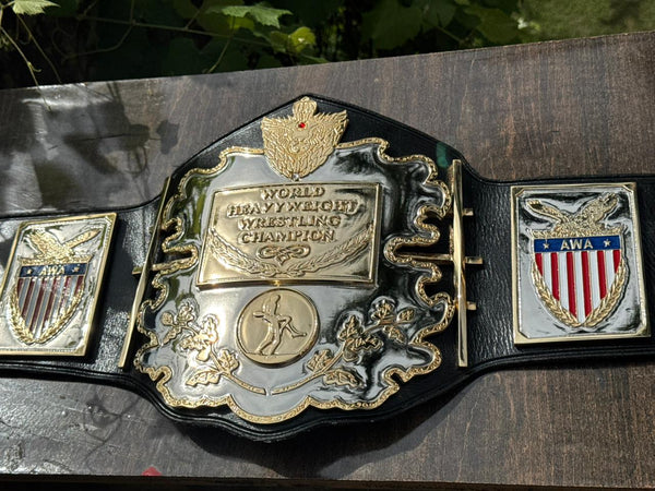 AWA WORLD HEAVY WEIGHT WRESTLING CHAMPION BELT