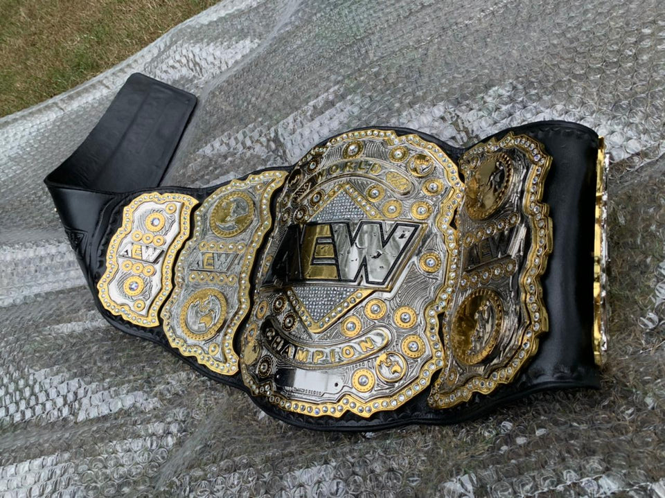 AEW World Title replica belt, photo 17