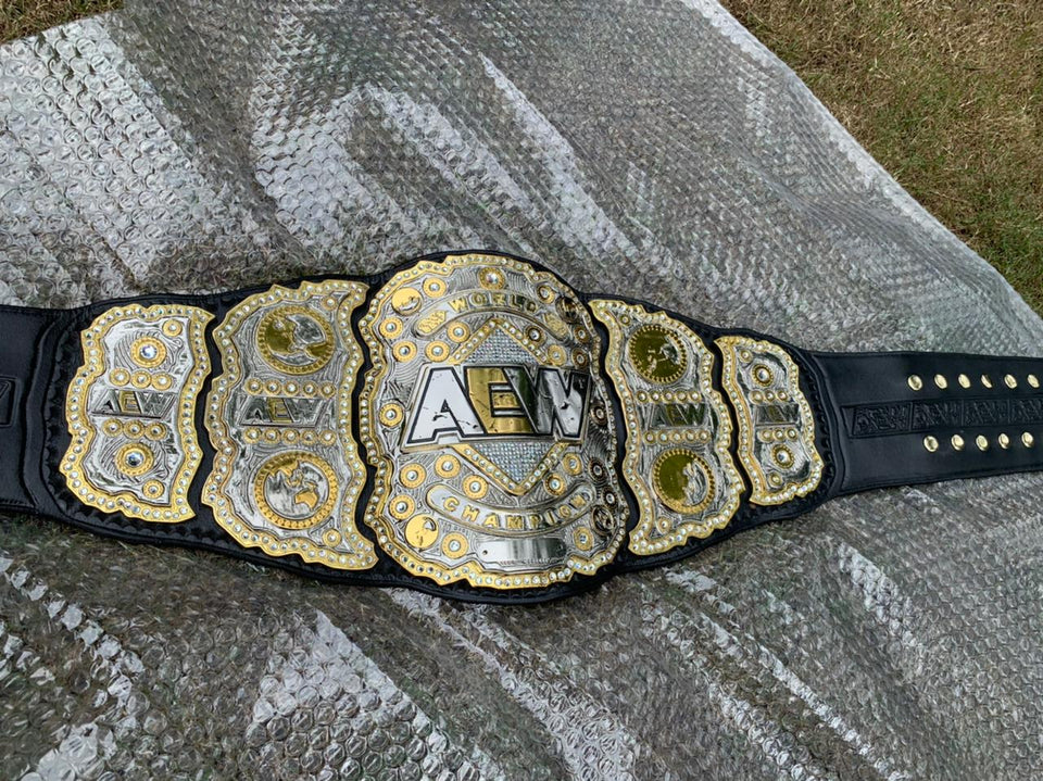 AEW World Title replica belt, photo 18