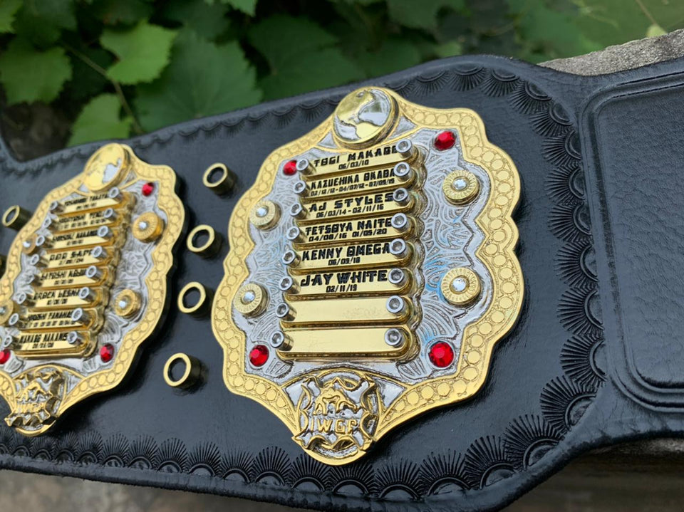 IWGP Heavyweight Championship V4 (Okada Nameplate) replica belt, side plates close-up, photo 10