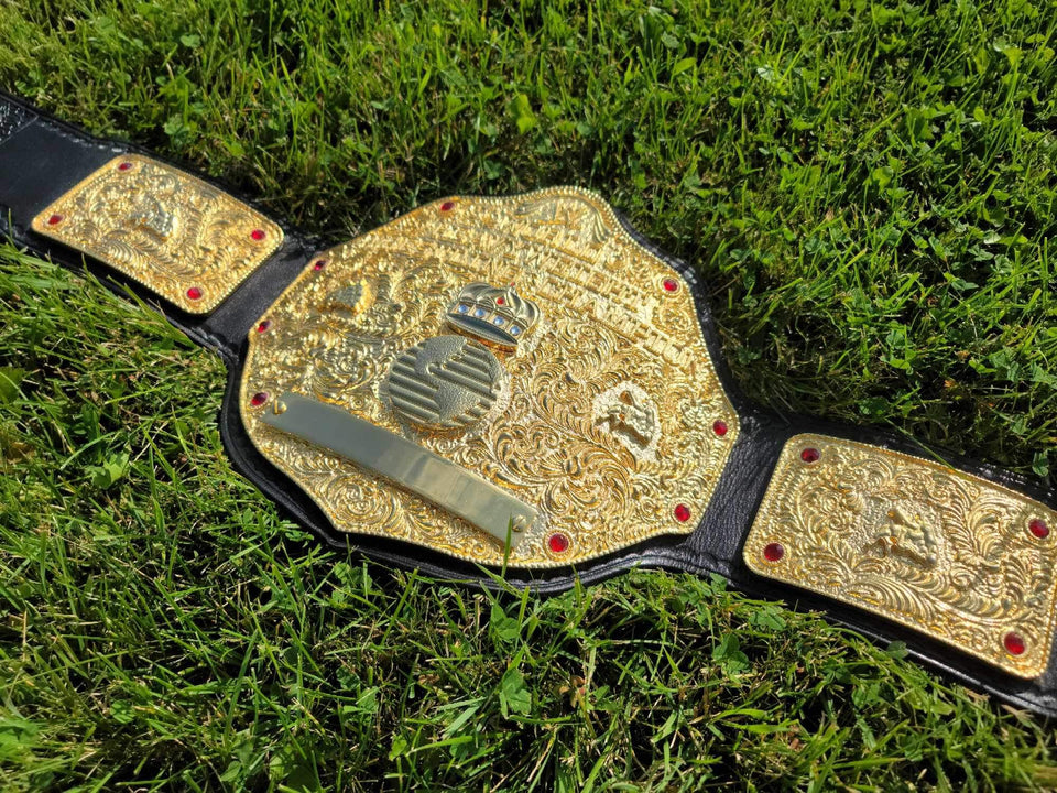 WWE Big Gold World Heavyweight Championship replica belt, photo 5