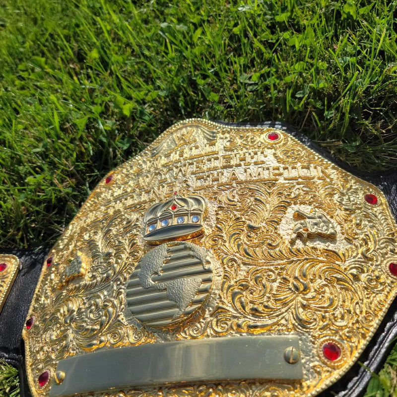 BIG GOLD CASTED CHAMPIONSHIP BELT