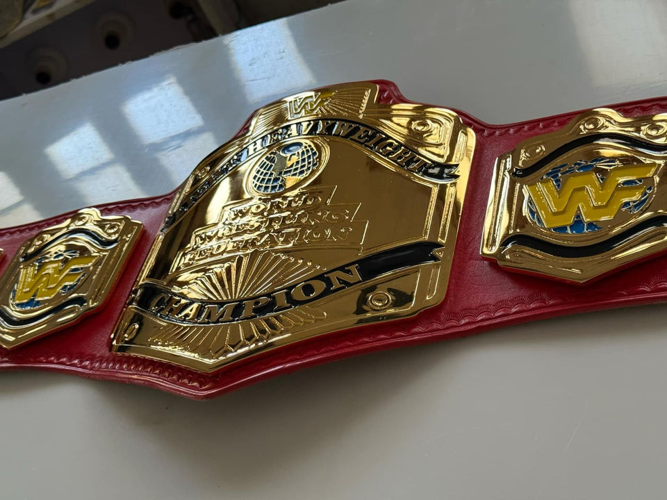 WWF Light Heavyweight Championship replica belt, centre plate and side plates close-up