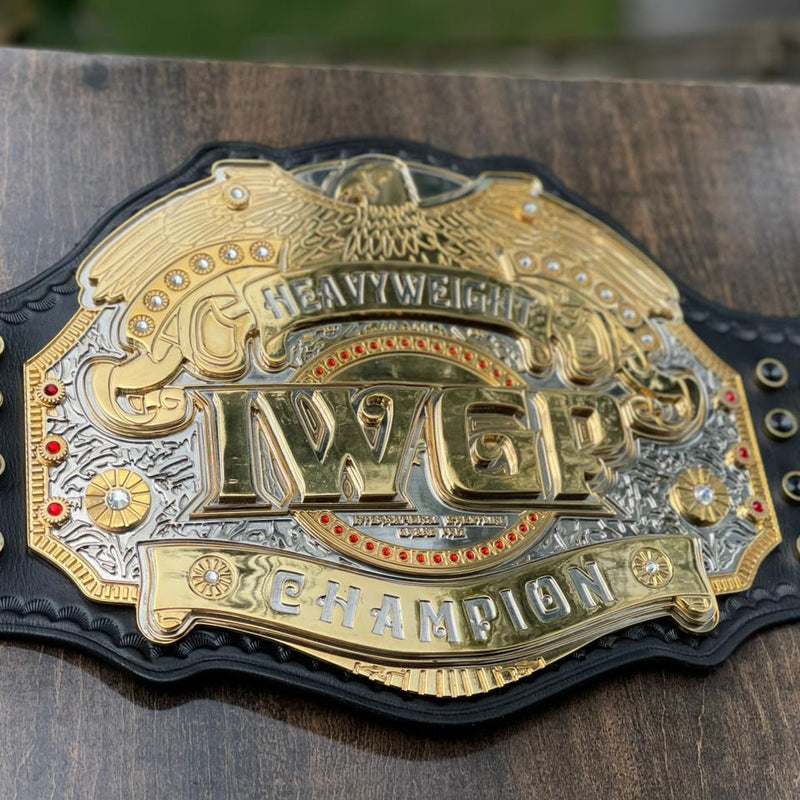 IWGP HEAVYWEIGHT CHAMPION BELT