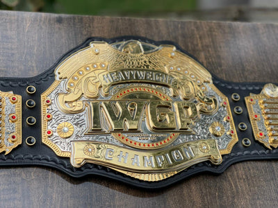 IWGP HEAVYWEIGHT CHAMPION BELT