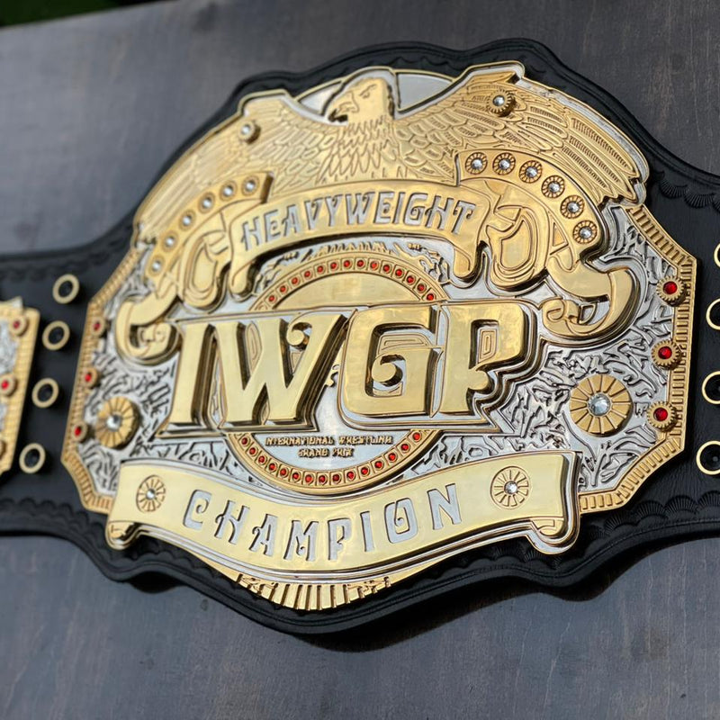 IWGP HEAVYWEIGHT CHAMPION BELT
