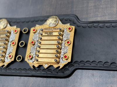 IWGP HEAVYWEIGHT CHAMPION BELT