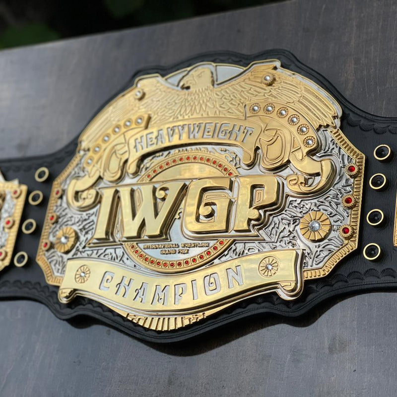 IWGP HEAVYWEIGHT CHAMPION BELT