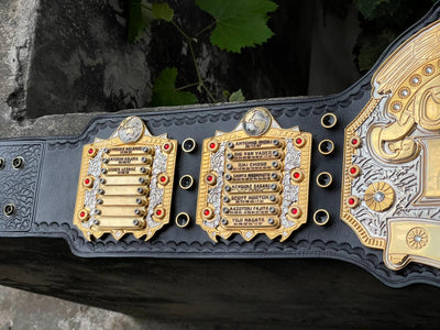 IWGP HEAVYWEIGHT CHAMPION BELT